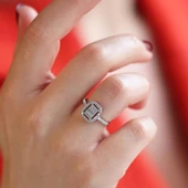 Baget Kesim Oval Starlight Diamond Gümüş Yüzük thumbnail 4