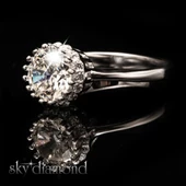 Sky Diamond Etrafı Pırıltılı Taşlarla Süslenmiş 1.25ct Tek Taş thumbnail 2
