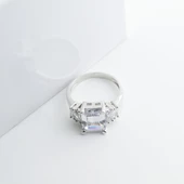 Zirkon Taşlı Gümüş Yüzük thumbnail 3