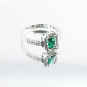 Yeşil Zirkon Taşlı Baget Tek Taş Gümüş Yüzük thumbnail 2