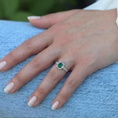 Yeşil Zirkon Taşlı Baget Tek Taş Gümüş Yüzük thumbnail 3