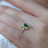 Mini Sonsuzluk Detaylı Yeşil Zirkon Taşlı Gold Kaplama Gümüş Yüzük thumbnail 2