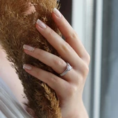 Üç Sıra Taşlı Stalight Diamond Gümüş Yüzük thumbnail 1