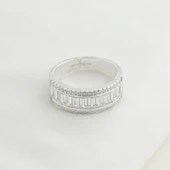 Baget Kesim Kenarları Mikro Taşlı Yarımtur Sky Diamond Yüzük thumbnail 4