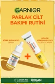 Garnier C Vitamini Parlak Günlük Güneş Koruyucu Fluid Yüz Kremi Işıltılı Doku SPF50+ 40 ml thumbnail 6