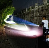 CL-S11 Uzun Menzilli Şarjlı 9 Led+ 4 Modlu El Feneri Işıldak thumbnail 2