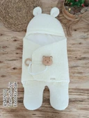 Yenidoğan Kulaklı Şapkalı Açılır Kucaklı Cırt Kapamalı Ayaklı Bebek Battaniyesi Kundak Krem - 1