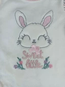 0-3 3-6 Ay Minik Tavşan Nakışlı Boydan Çıtçıt Kapamalı Kız Erkek Bebek Tulumu Ekru thumbnail 7