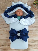 Yenidoğan Mehtap Lüks Kelebek Taç Nakışlı Bebek Battaniyesi Kundak Lacivert thumbnail 2