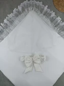 Yenidoğan Bambu Taç Nakışlı Delüks Kundak Bebek Battaniyesi Ekru thumbnail 3