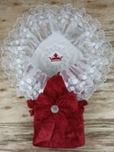 Yenidoğan Saray Kadife Taç Nakışlı İnci Fiyonklu Çift Dantel Duvak Trilüks Kundak Bebek Battaniyesi Bordo thumbnail 1