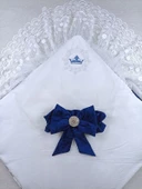 Yenidoğan Saray Kadife Taç Nakışlı İnci Fiyonklu Çift Dantel Duvak Trilüks Kundak Bebek Battaniyesi Lacivert thumbnail 3