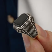 Oniks Taşlı Lale Desenli Gümüş Erkek Yüzük - 1