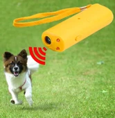 Ultrasonik Köpek Kovucu Ve Eğitici El feneri Özellikli ( PİL HEDİYELİ ) SARI RENK thumbnail 4