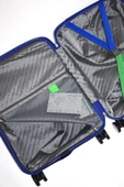 Benetton Kabin Boy %100 Polipropilen Valiz Mavi Bnt1000 thumbnail 4