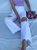 Kadın Dizi Ve Paçası Yırtıklı Beyaz Kot Pantolon thumbnail 7