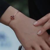 İkonik Alhambra Yonca Zultanit Taşlı Rose Gold Kaplama Asansörlü Bileklik thumbnail 1