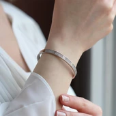 Crtr Modeli Zirkon Taşlı Gümüş Kelepçe thumbnail 1