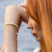 Dalga Model Tek Sıra İncili Anahtarlı Kelepçe Bilezik thumbnail 2