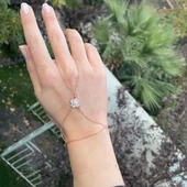 Zirkon Taşlı Yonca Rose Gold Kaplama 925 Ayar Gümüş Şahmeran thumbnail 1