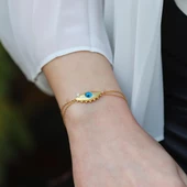 Taş Detaylı Göz Modeli Gold Kaplama Çift Zincirli Gümüş Bileklik thumbnail 1