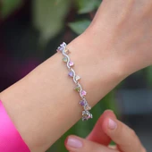 Renkli Zirkon Taşlı Sarmal Kalp Gümüş Bileklik thumbnail 3