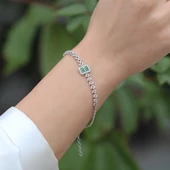 Baget Kesim Başak Modeli Yeşil Taşlı Gümüş Bileklik thumbnail 4