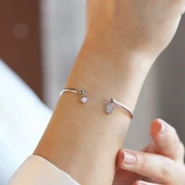 Fatma Ana Eli Sallantı Figürlü Gümüş Kelepçe thumbnail 1