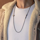 Kalkan ve Kılıç Figürlü Siyah Zirkon Taşlı Gümüş Erkek Kolyesi thumbnail 2