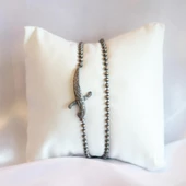 Kılıç Üzerine İşlemeli Çift Dolamalı Erkek Bilekliği thumbnail 1