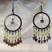 Fıstık Yeşili Yıldız Sallantılı Kum Boncuklu Kahverengi Halka Küpe - 5