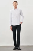 Beyaz Uzun Kollu Sert Yaka Cepsiz Pamuklu Likralı Klasik Slim Fit Dar Kesim Gömlek 1004245234 thumbnail 2