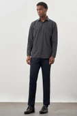 Siyah Uzun Kol Baskılı Bez Ayağı Sert Yaka Cepli Pamuklu Classic Comfort Fit Gömlek 1004245215 thumbnail 2