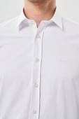 Beyaz Uzun Kollu Sert Yaka Cepsiz Pamuklu Likralı Klasik Slim Fit Dar Kesim Gömlek 1004245234 thumbnail 4