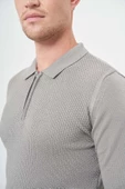 Gri Uzun Kol Kendinden Desenli Örme Polo Yaka Classic Comfort Fit Triko 1012245156 thumbnail 4