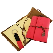Özel Ahşap Kutulu Kırmızı Deri Defter Ve Anahtarlık Set - 2