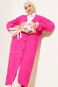 Boydan Düğmeli Sepet Örgü Uzun Hırka Fuşya thumbnail 2