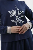 22yt621 SWEETSHIRT LACİVERT ÇİÇEK DESENLİ - 2