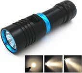 Valkyrie Profesyonel Şarjlı Su Altı Dalış Feneri Metal Kasa Yüksek Aydınlatma Su Geçirmez  2000mAh Kutulu - 9