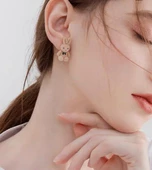 Kadın Özel Tasarım Tavşan Model Küpe thumbnail 1