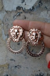 ARTBUTİKA Bayan Küpe Roze Kaplama Aslan Figür thumbnail 1