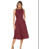 Kayık Yaka Diz Altı Düz Fuşya Elbise thumbnail 1