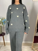 Kadın Uzun Kol Kalpli Bisiklet Yaka Triko Kazak Pantolon Takım (Gri) thumbnail 6