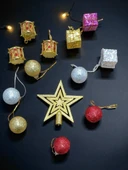 Yenigeldi 1 Paket Tepe Yıldızlı Karışık Yılbaşı Süsü Seti T68 - 1