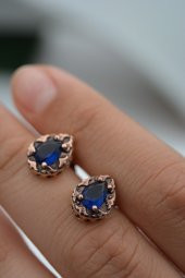 STONEAGE Damla Küpe Safir Taşlı Mıhlama İşçilikli Küçük Boy thumbnail 3