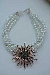 STONEAGE Üç Sıra İncili Güneş Kolye Özel Tasarım thumbnail 5