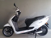 Kuba Gree-12 Elektrikli Scooter Beyaz - 1