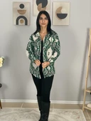 Kadın Tek Cepli Desenli Kalın Oduncu Ceket Gömlek (Yeşil-Beyaz) thumbnail 2