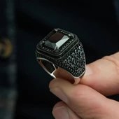 Siyah Zirkon Taşlı Mikro Taş İşlemeli  Gümüş Erkek Yüzük thumbnail 6