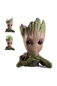 NETAVANTAJ Galaksinin Koruyucuları Baby Groot Figür Elleri Çenesinde Saksı Kalemlik Pla Büyük 15 cm - 1